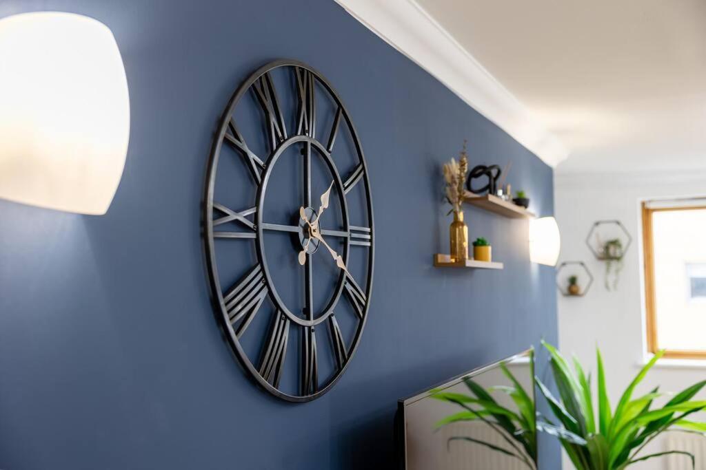 Morden London Apartment, By The Sea With Free Parking Londres Exterior foto