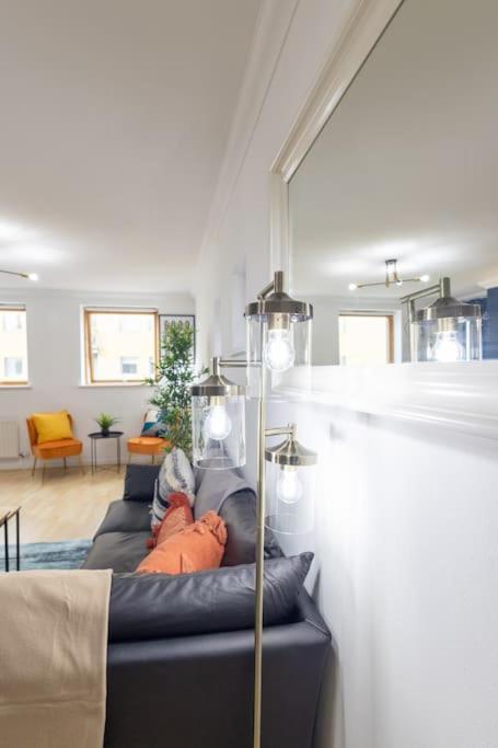 Morden London Apartment, By The Sea With Free Parking Londres Exterior foto