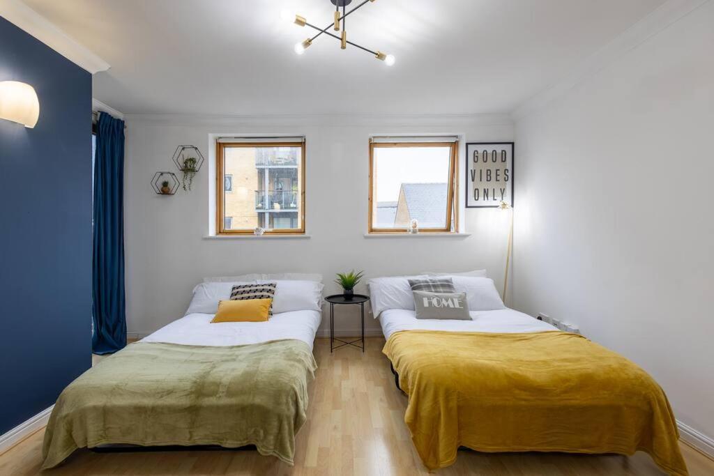 Morden London Apartment, By The Sea With Free Parking Londres Exterior foto
